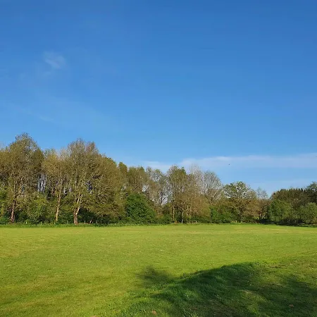 Moulin Du Pommier Glamping & *
