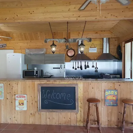 Moulin Du Pommier Glamping & *