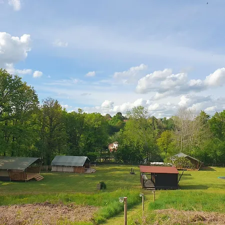 キャンプ場 Moulin Du Pommier Glamping & *