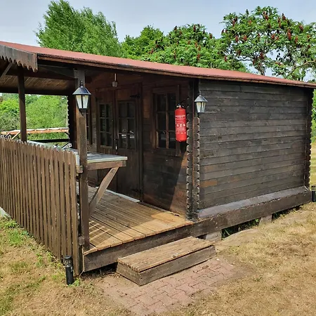 Moulin Du Pommier Glamping & Campsite *