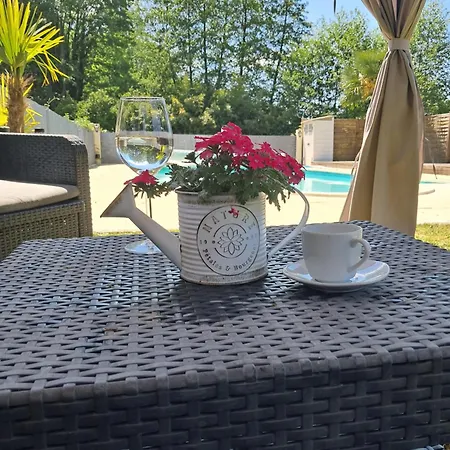 Moulin Du Pommier Glamping & Saulgond