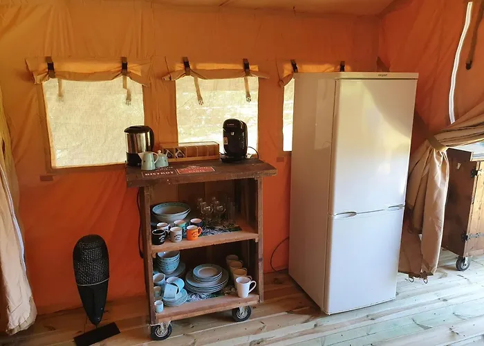 Moulin Du Pommier Glamping & *