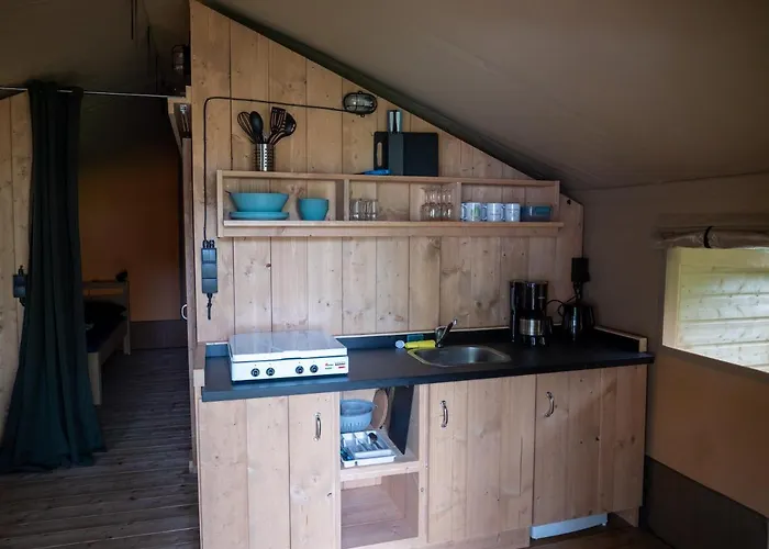 Moulin Du Pommier Glamping & * Saulgond