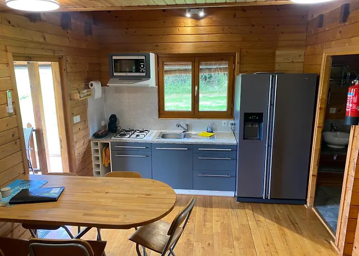 Moulin Du Pommier Glamping & * Saulgond