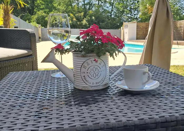 Moulin Du Pommier Glamping & Saulgond