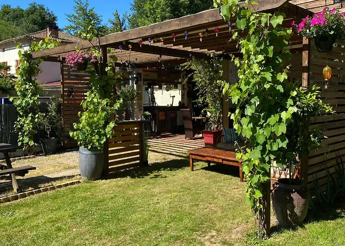 Moulin Du Pommier Glamping & Saulgond